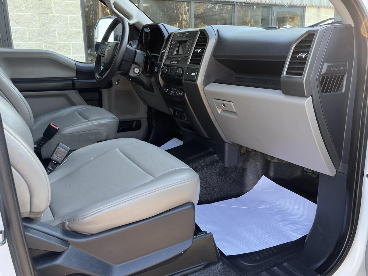 Ford Super Duty F-250 SRW XL 4WD Crew Cab 8' Box 2022
