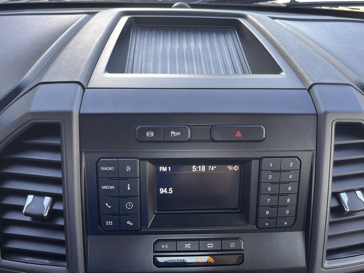 Ford Super Duty F-250 SRW XL 4WD Crew Cab 8' Box 2022