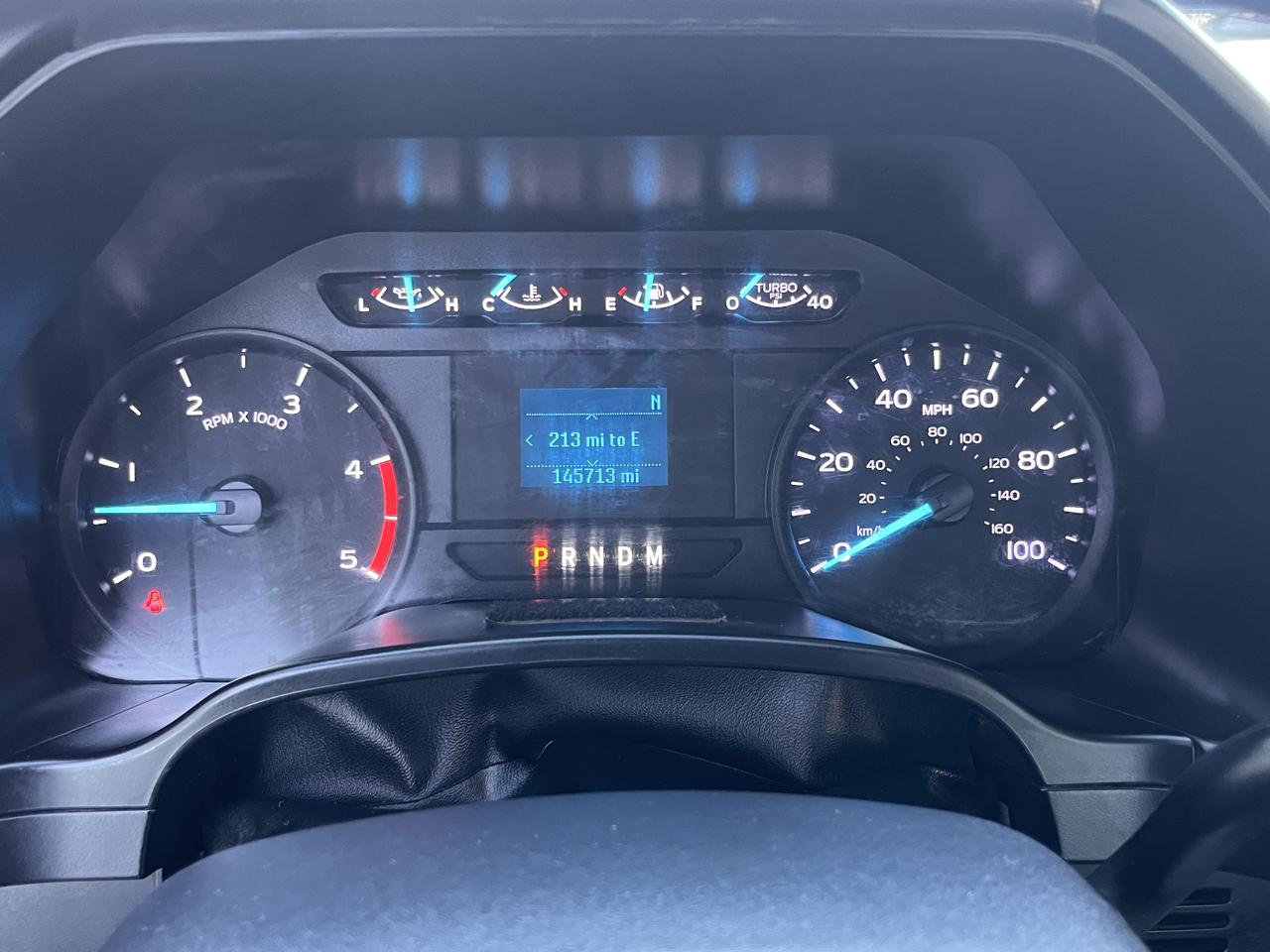 Ford Super Duty F-250 SRW XL 4WD Crew Cab 8' Box 2022