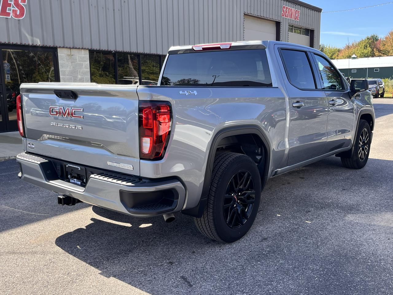 GMC Sierra 1500 4WD Crew Cab 147" Elevation w/3VL 2024