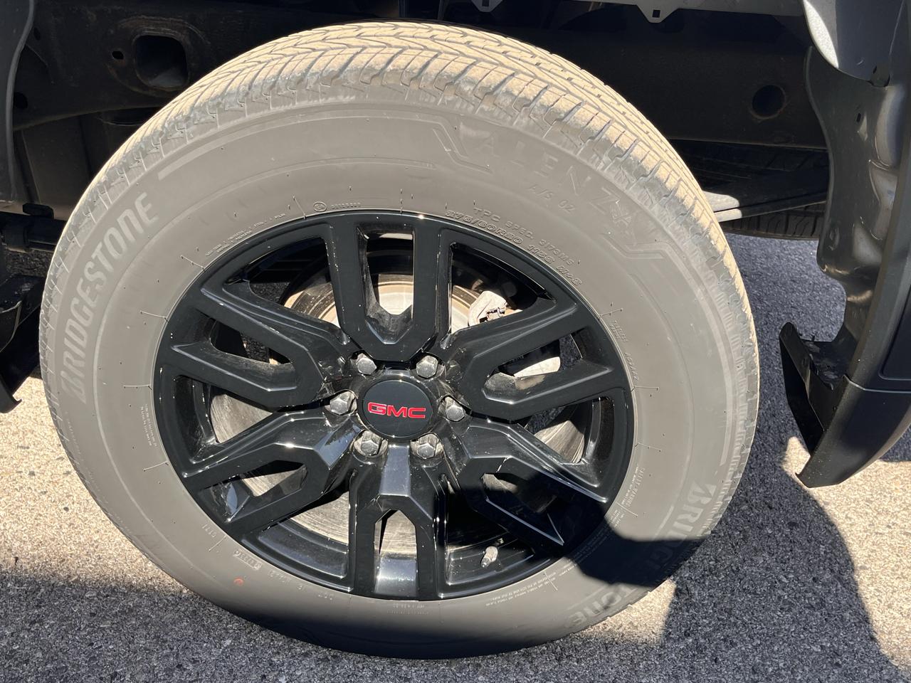 GMC Sierra 1500 4WD Crew Cab 147" Elevation w/3VL 2024