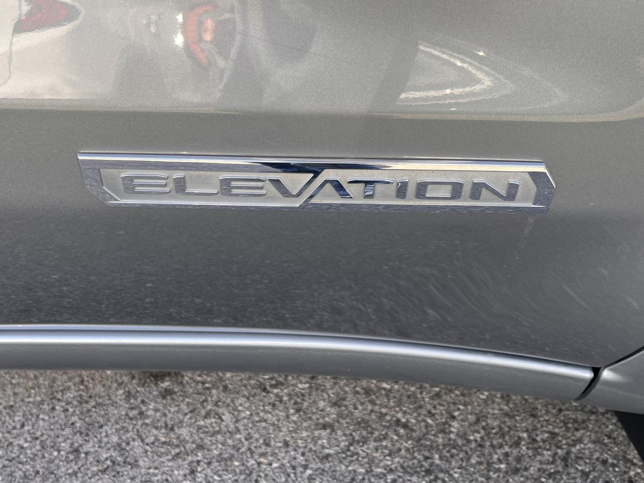 GMC Sierra 1500 4WD Crew Cab 147" Elevation w/3VL 2024
