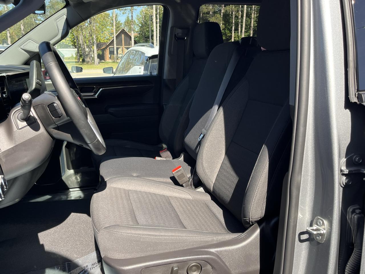 GMC Sierra 1500 4WD Crew Cab 147" Elevation w/3VL 2024
