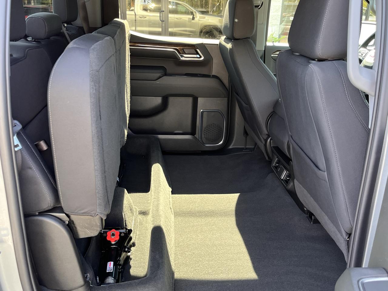 GMC Sierra 1500 4WD Crew Cab 147" Elevation w/3VL 2024