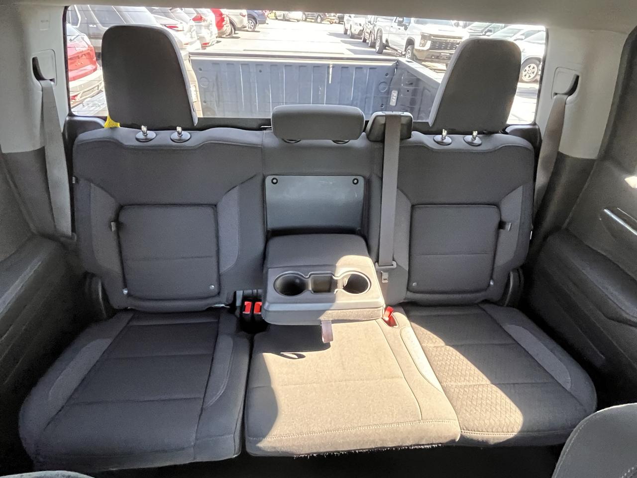 GMC Sierra 1500 4WD Crew Cab 147" Elevation w/3VL 2024