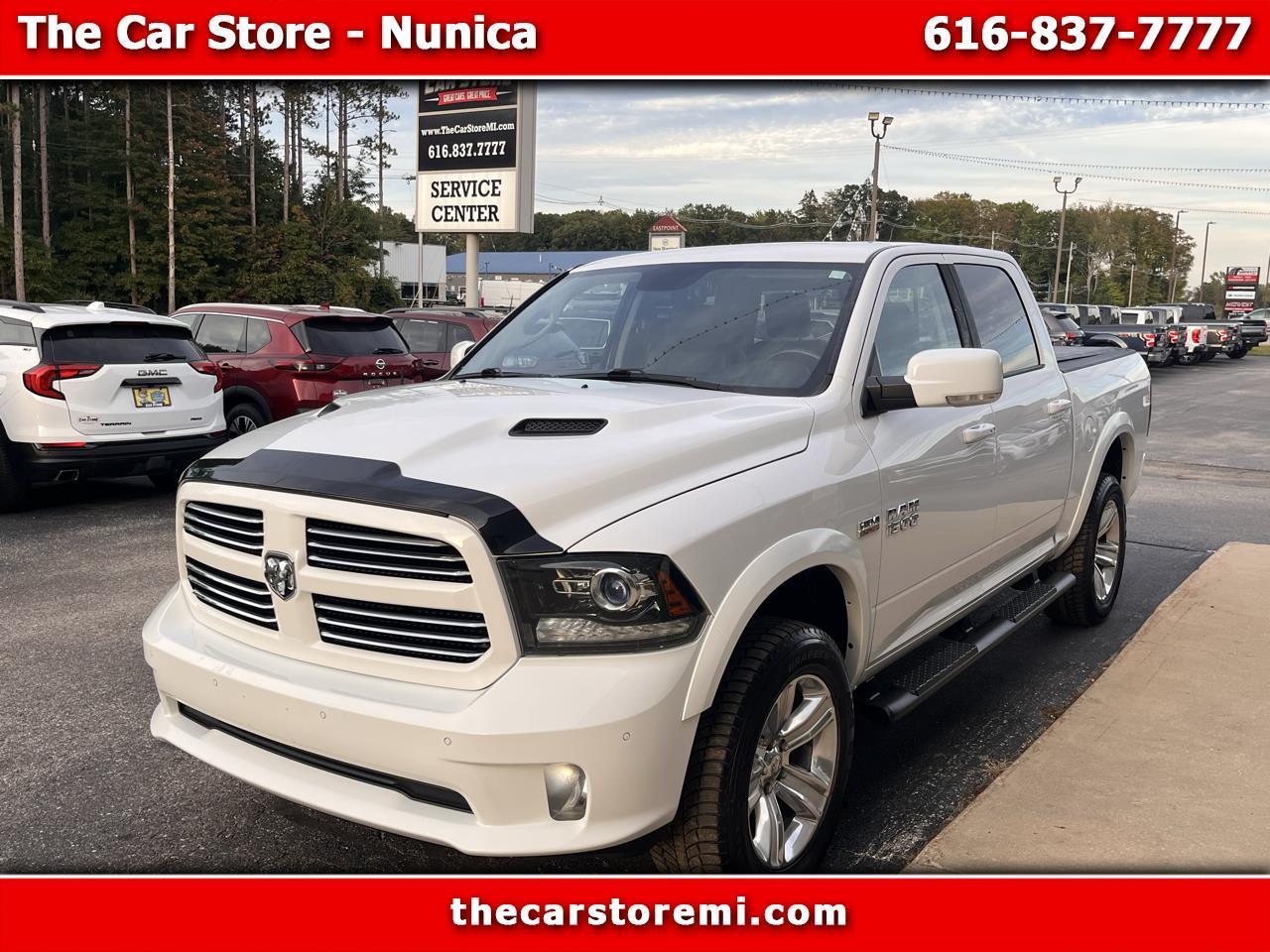2017 RAM 1500 4WD Crew Cab 140.5" Sport
