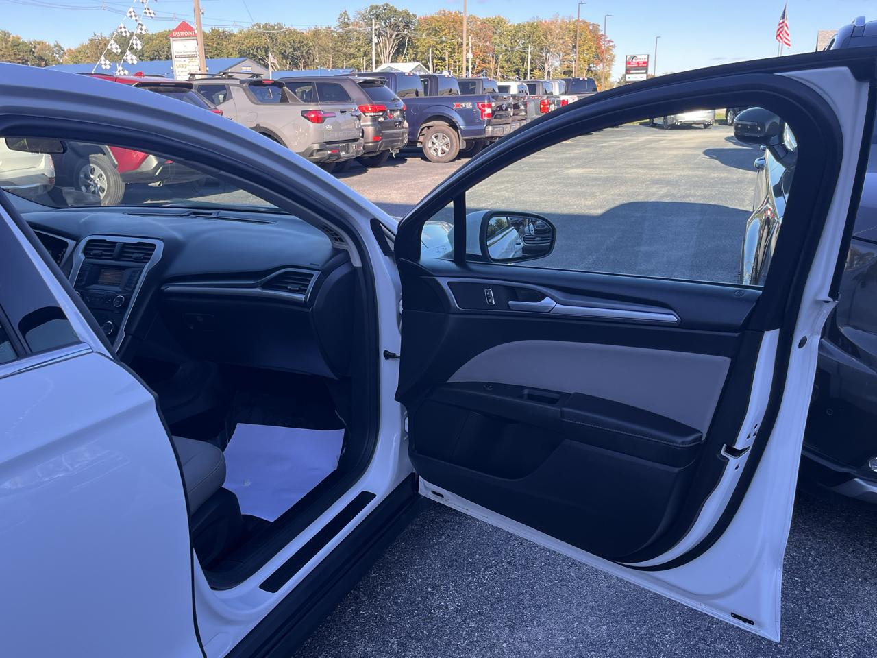 Ford Fusion 4dr Sdn S FWD 2016