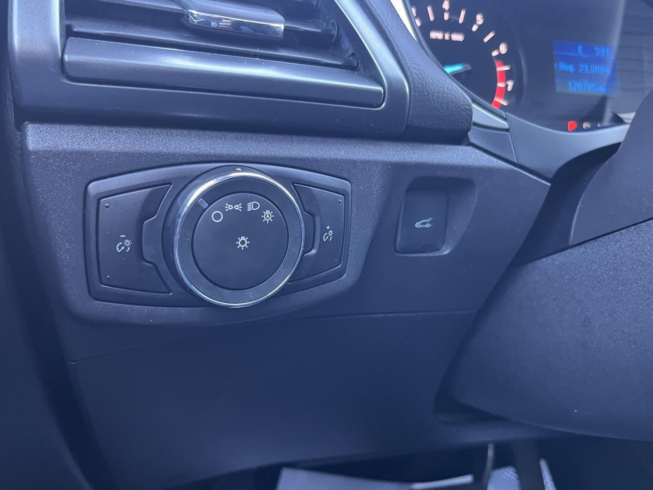 Ford Fusion 4dr Sdn S FWD 2016