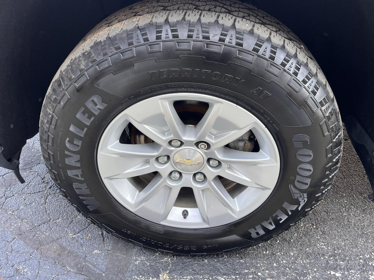 Chevrolet Silverado 1500 4WD Crew Cab 147" LT 2020
