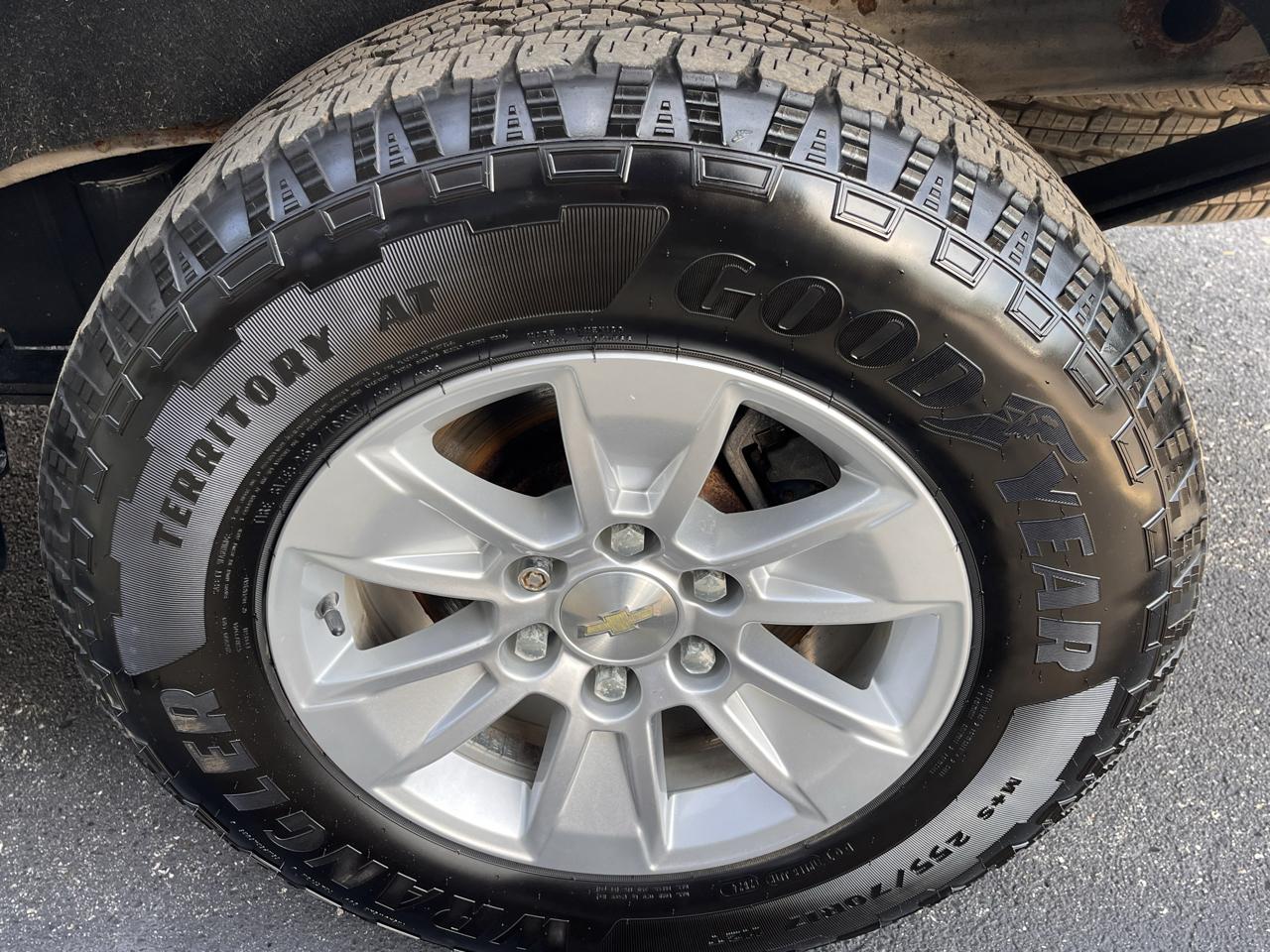 Chevrolet Silverado 1500 4WD Crew Cab 147" LT 2020