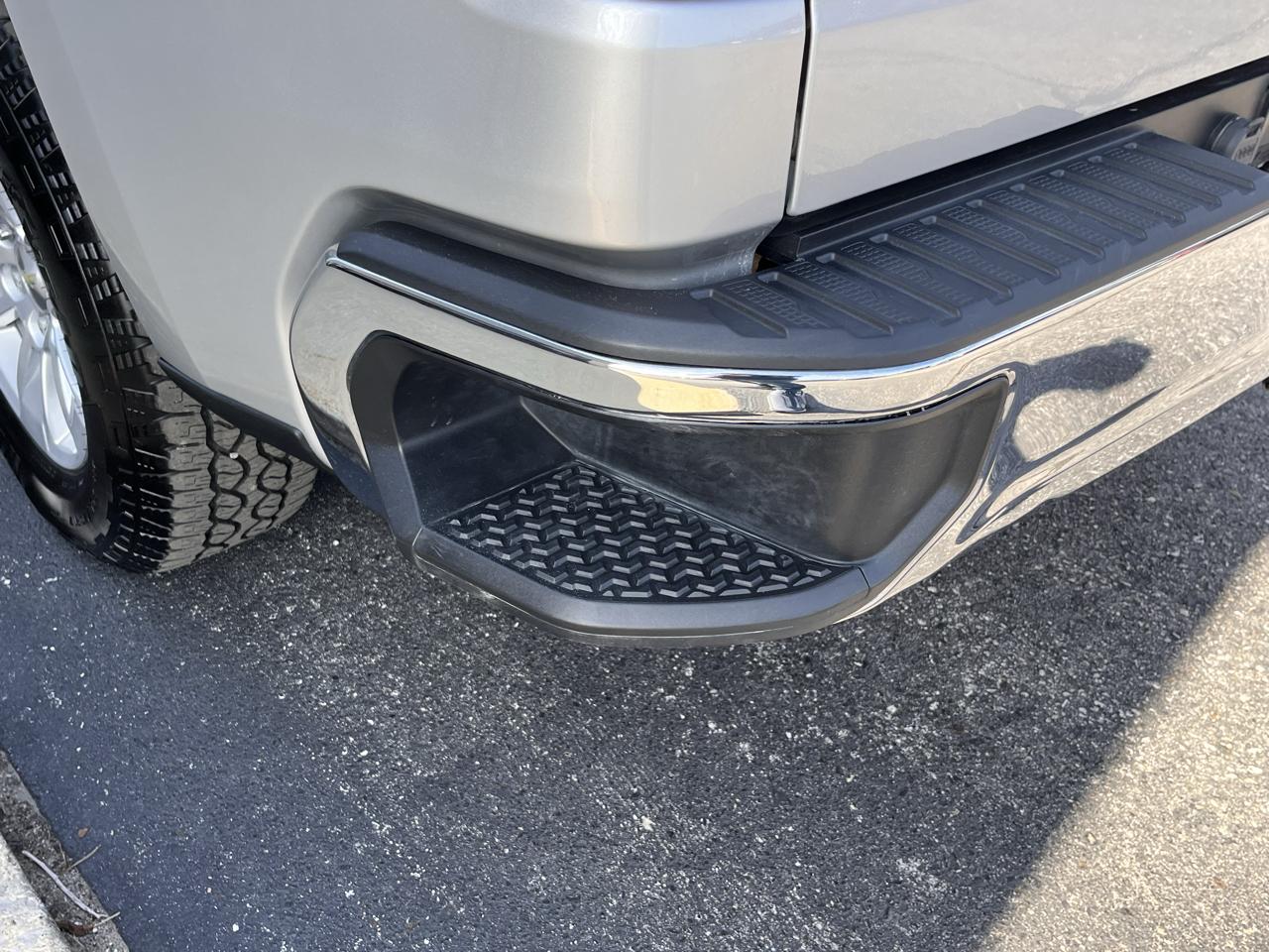Chevrolet Silverado 1500 4WD Crew Cab 147" LT 2020