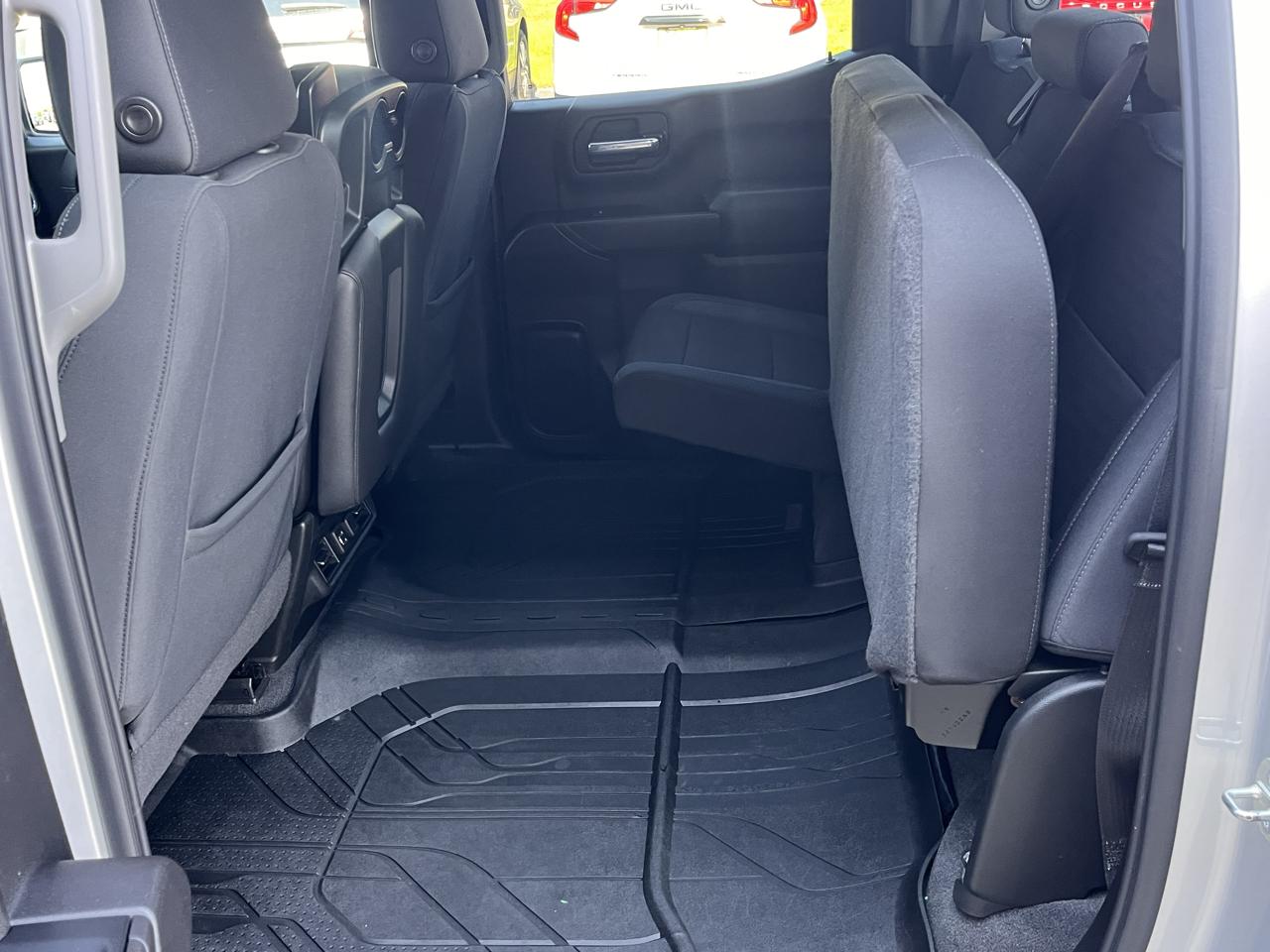 Chevrolet Silverado 1500 4WD Crew Cab 147" LT 2020