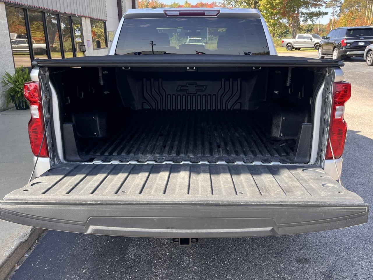Chevrolet Silverado 1500 4WD Crew Cab 147" LT 2020