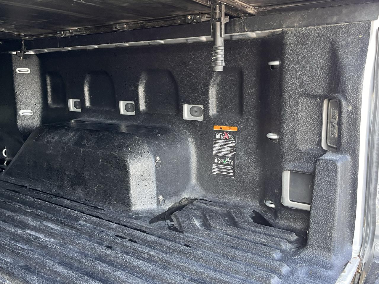 Chevrolet Silverado 1500 4WD Crew Cab 147" LT 2020
