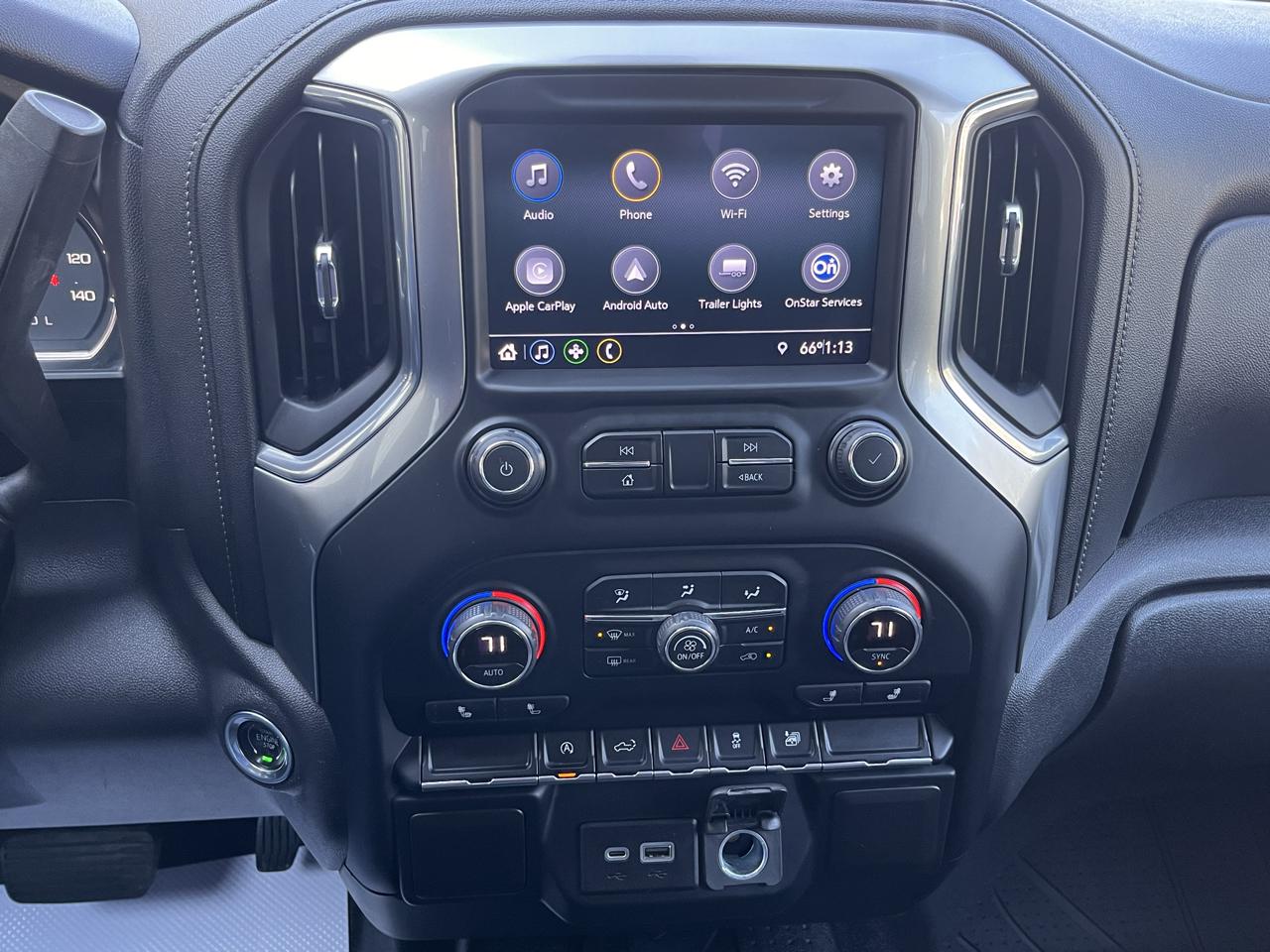 Chevrolet Silverado 1500 4WD Crew Cab 147" LT 2020