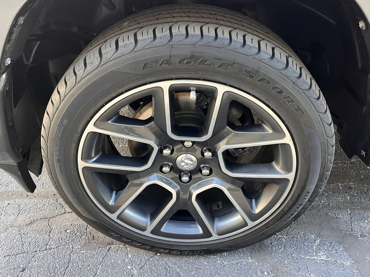 RAM 1500 Sport 4x4 Crew Cab 5'7" Box 2019