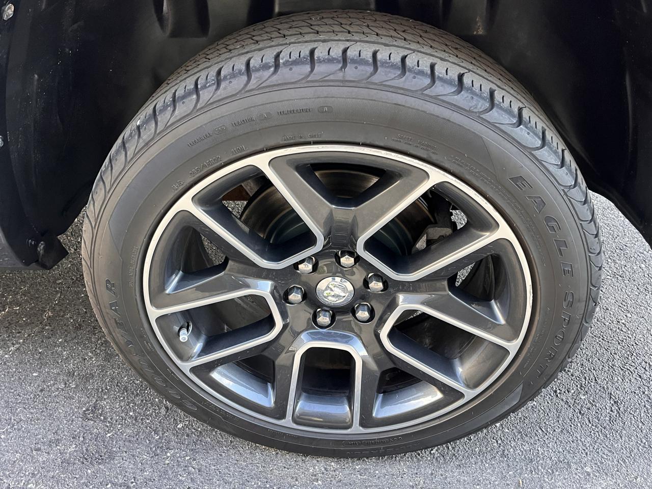 RAM 1500 Sport 4x4 Crew Cab 5'7" Box 2019
