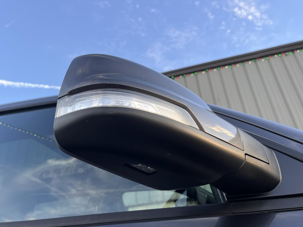 RAM 1500 Sport 4x4 Crew Cab 5'7" Box 2019