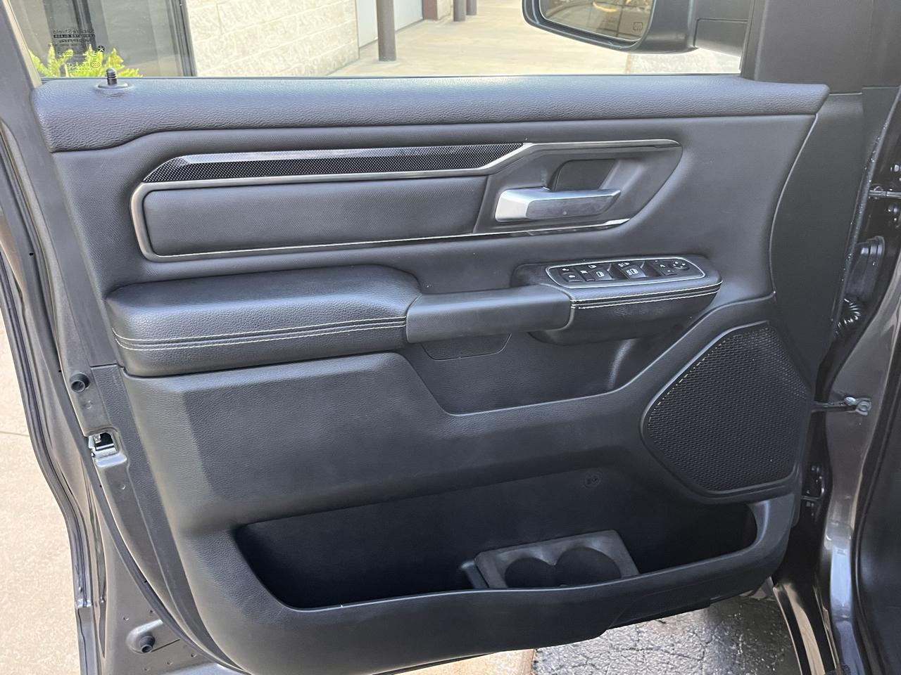 RAM 1500 Sport 4x4 Crew Cab 5'7" Box 2019
