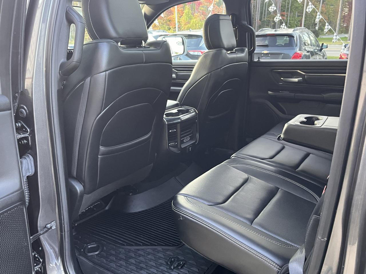 RAM 1500 Sport 4x4 Crew Cab 5'7" Box 2019