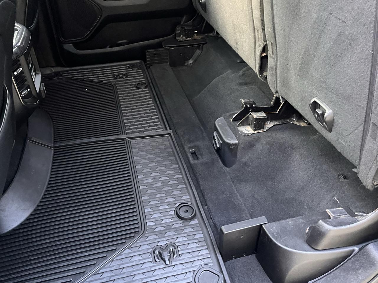 RAM 1500 Sport 4x4 Crew Cab 5'7" Box 2019