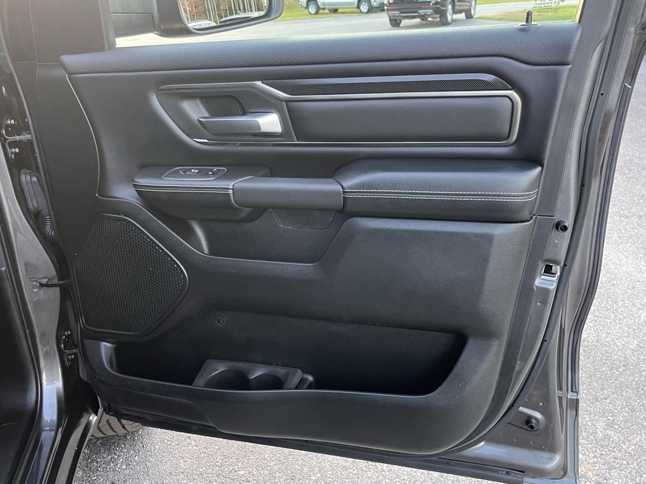 RAM 1500 Sport 4x4 Crew Cab 5'7" Box 2019