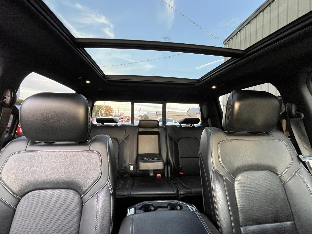 RAM 1500 Sport 4x4 Crew Cab 5'7" Box 2019