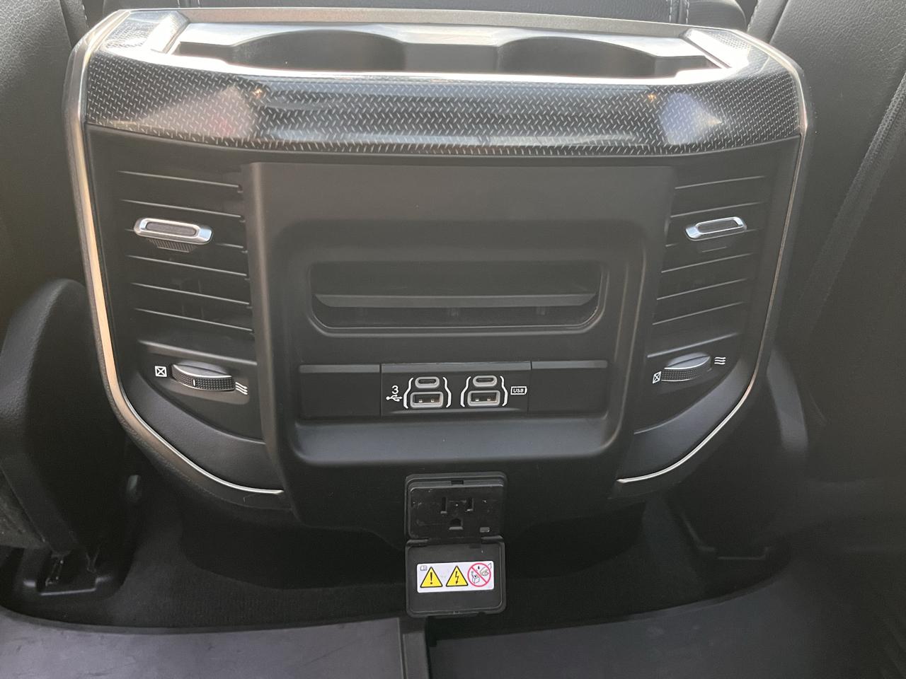 RAM 1500 Sport 4x4 Crew Cab 5'7" Box 2019