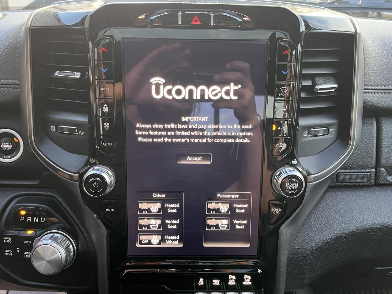 RAM 1500 Sport 4x4 Crew Cab 5'7" Box 2019