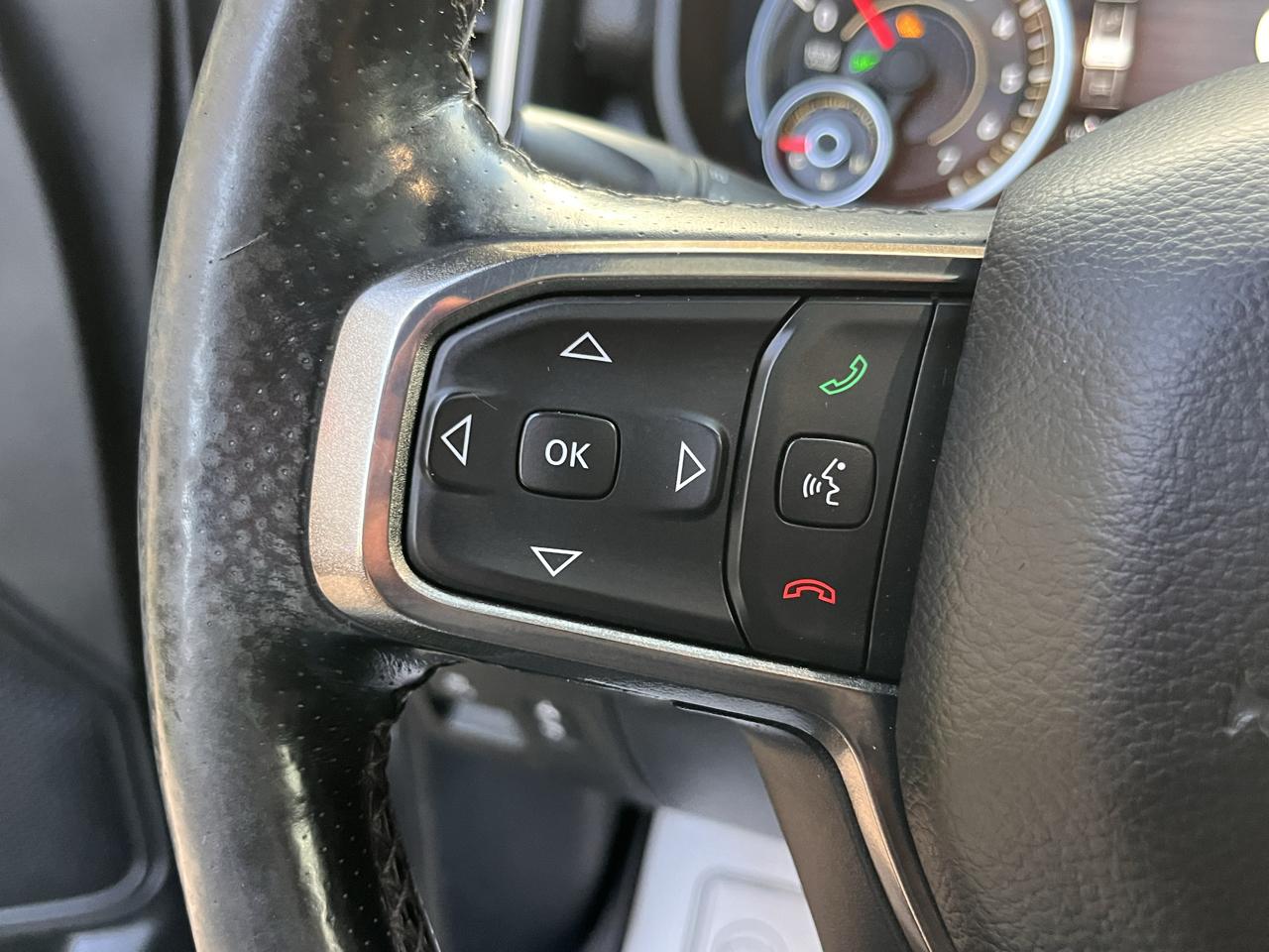 RAM 1500 Sport 4x4 Crew Cab 5'7" Box 2019