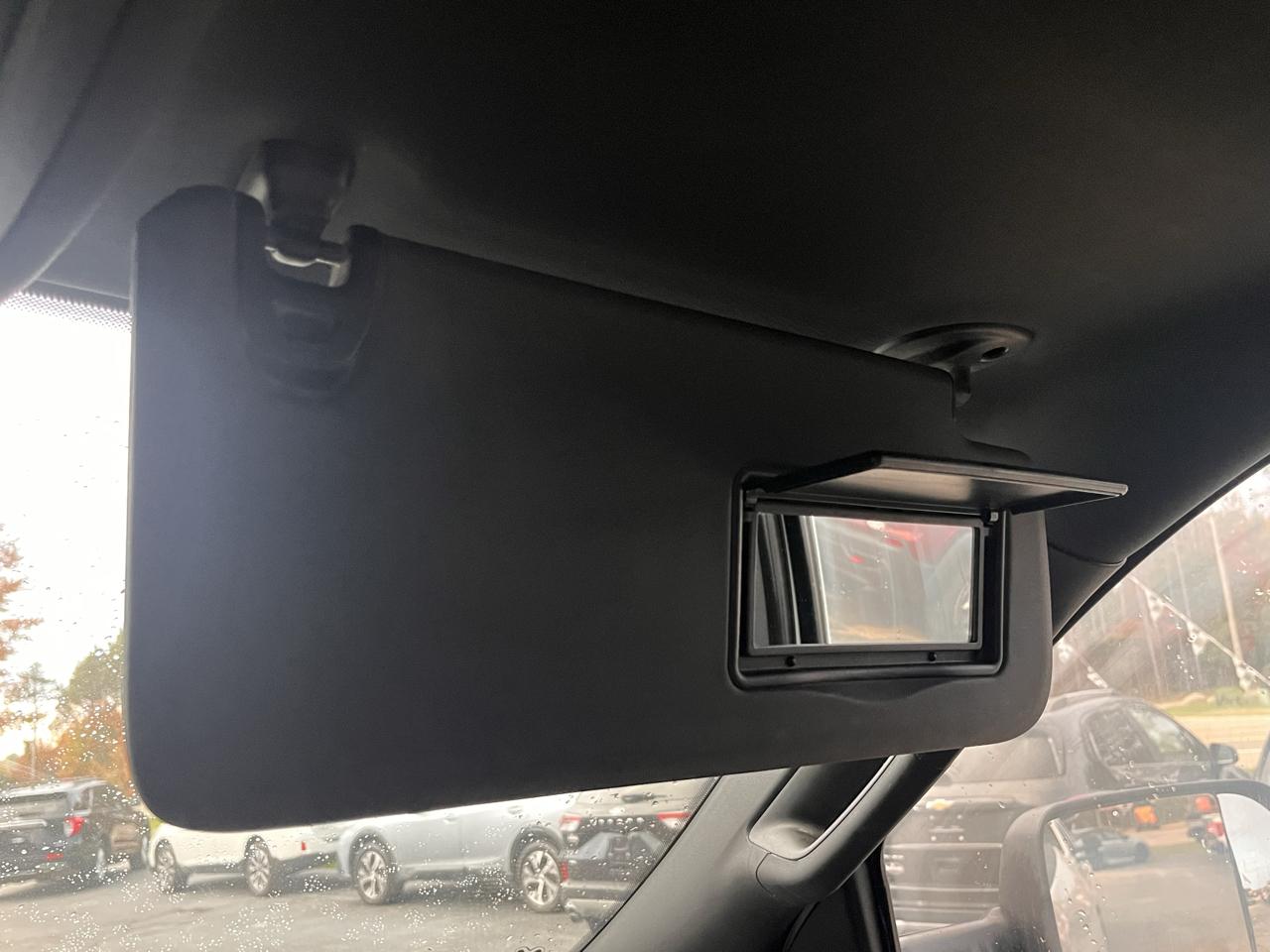 RAM 2500 Tradesman 4x4 Crew Cab 8' Box 2021