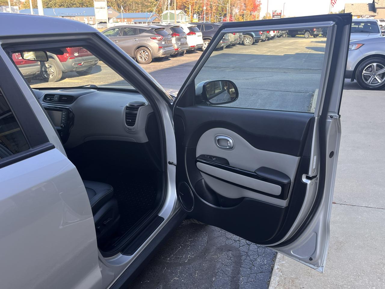 Kia Soul + Auto 2017