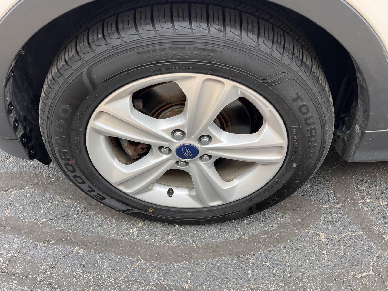 Ford Escape 4WD 4dr SE 2014