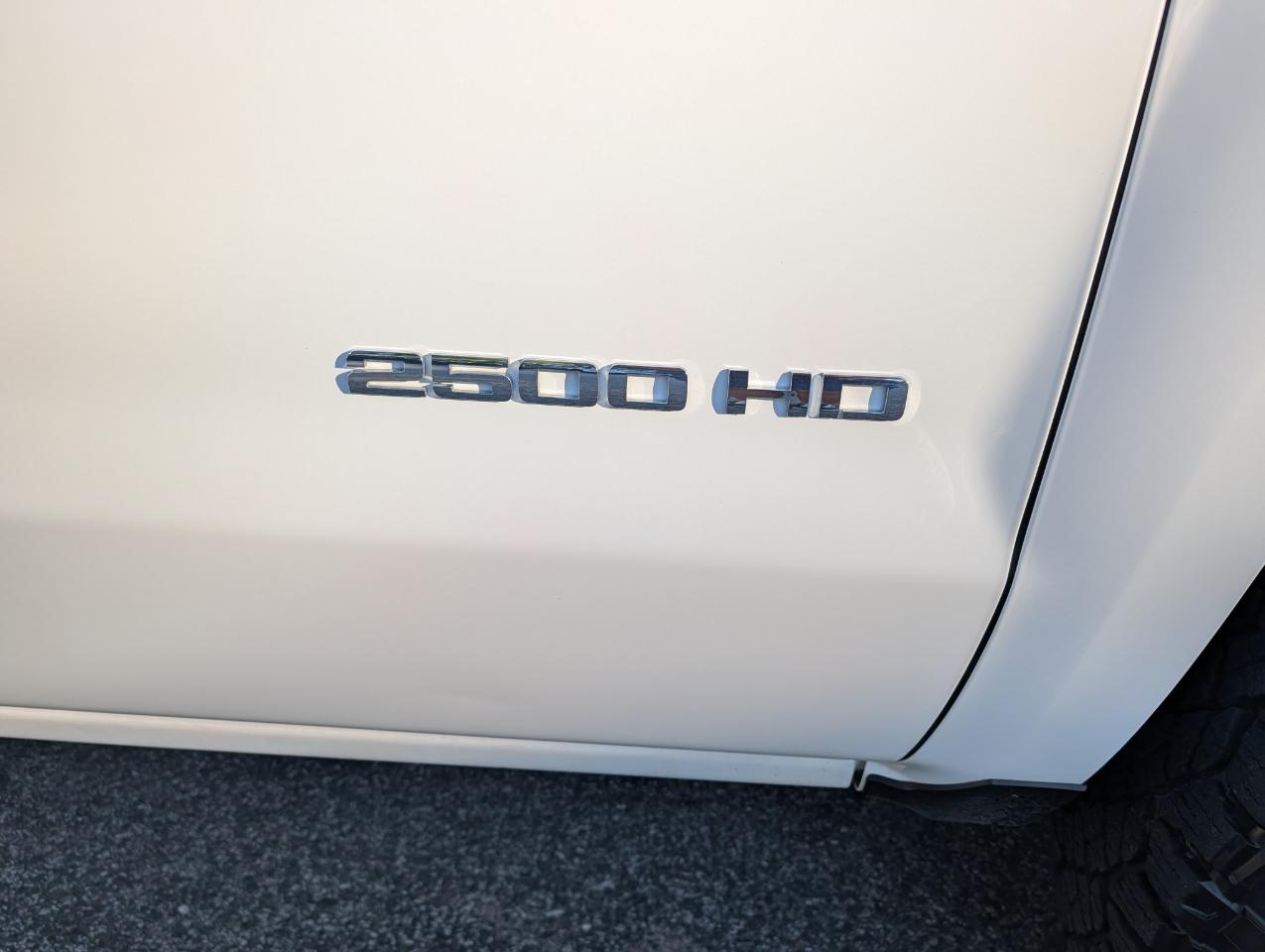 Chevrolet Silverado 2500HD 4WD Double Cab 144.2" Work Truck 2019