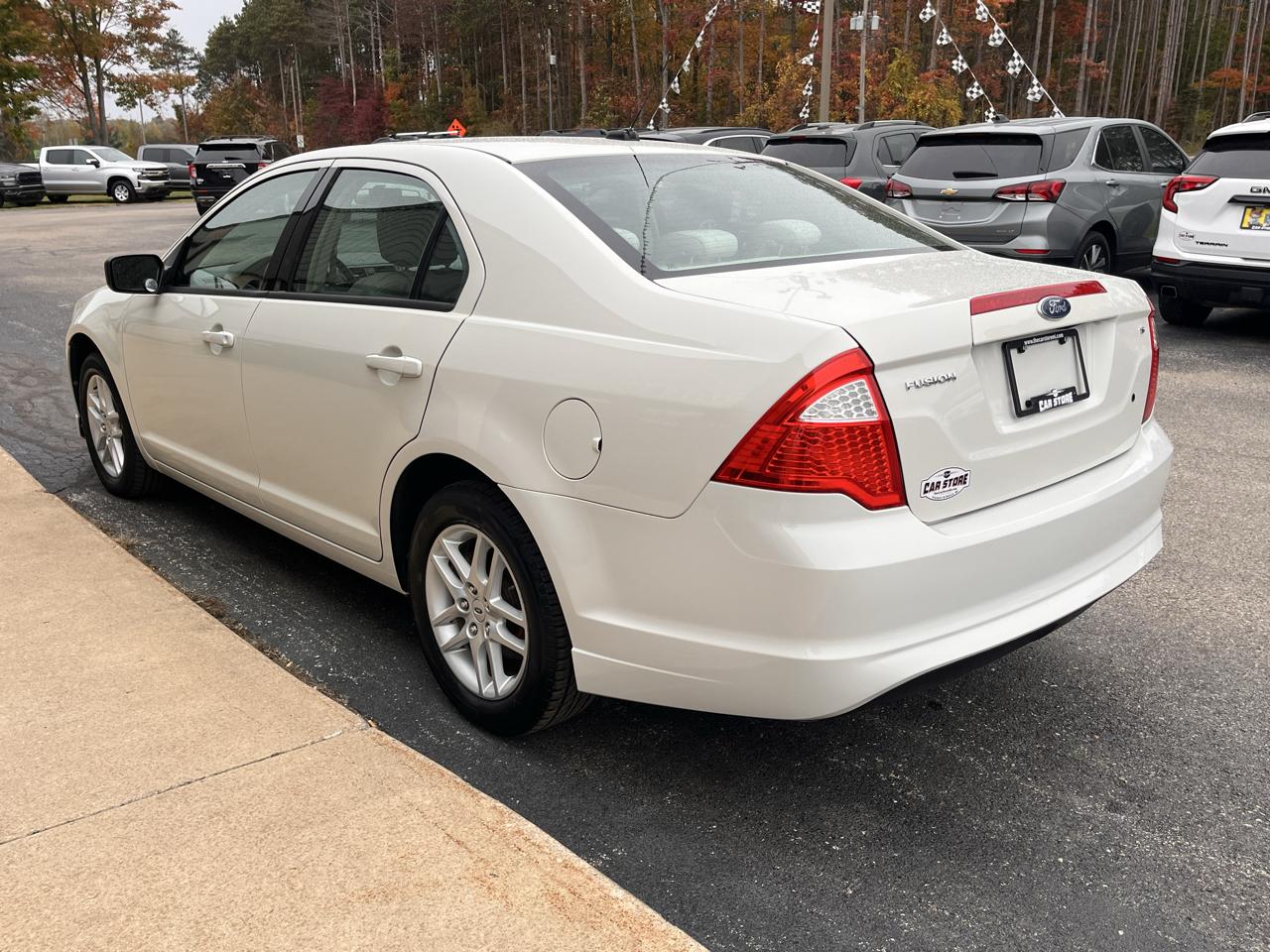 Ford Fusion 4dr Sdn S FWD 2010