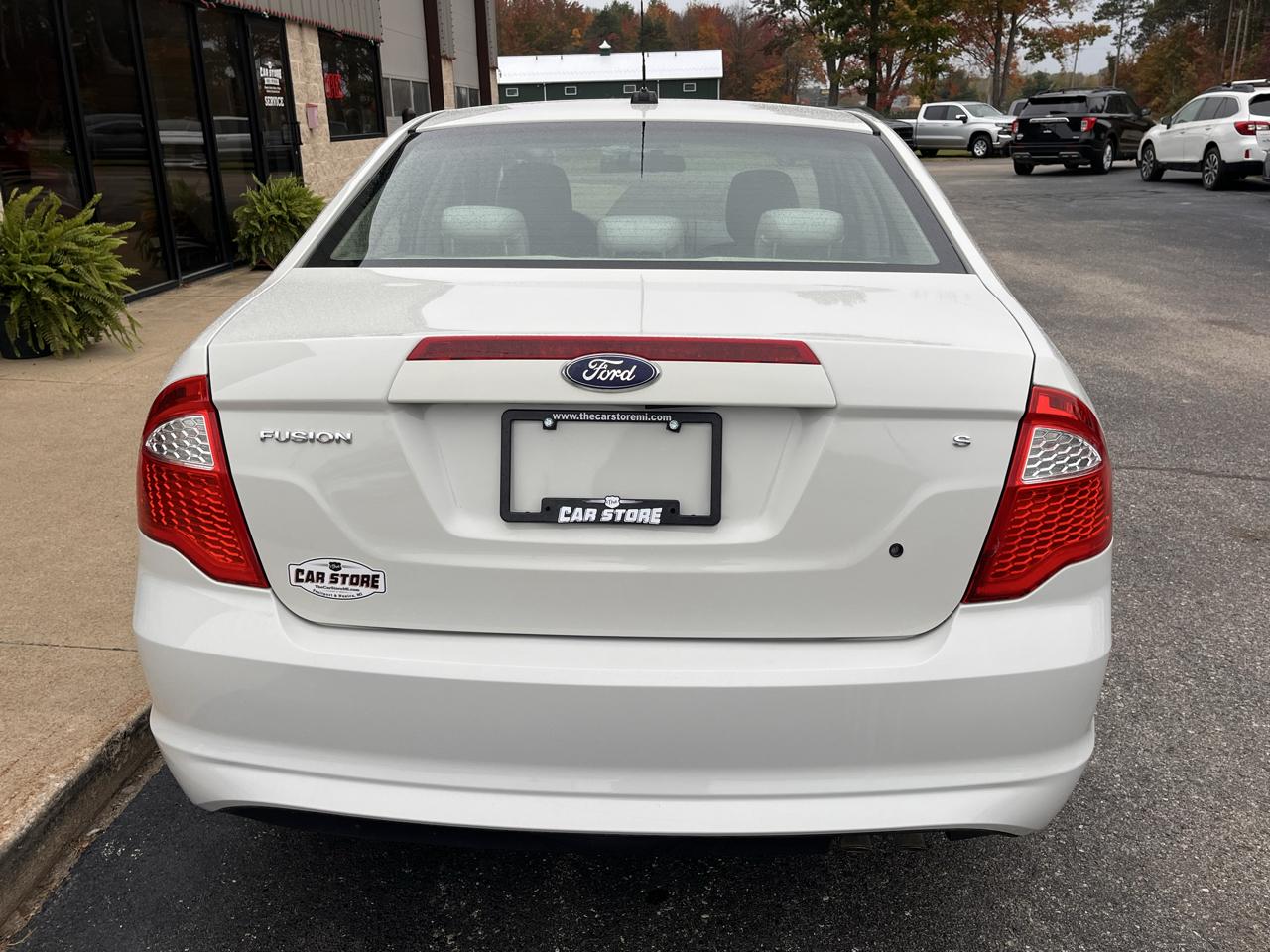 Ford Fusion 4dr Sdn S FWD 2010