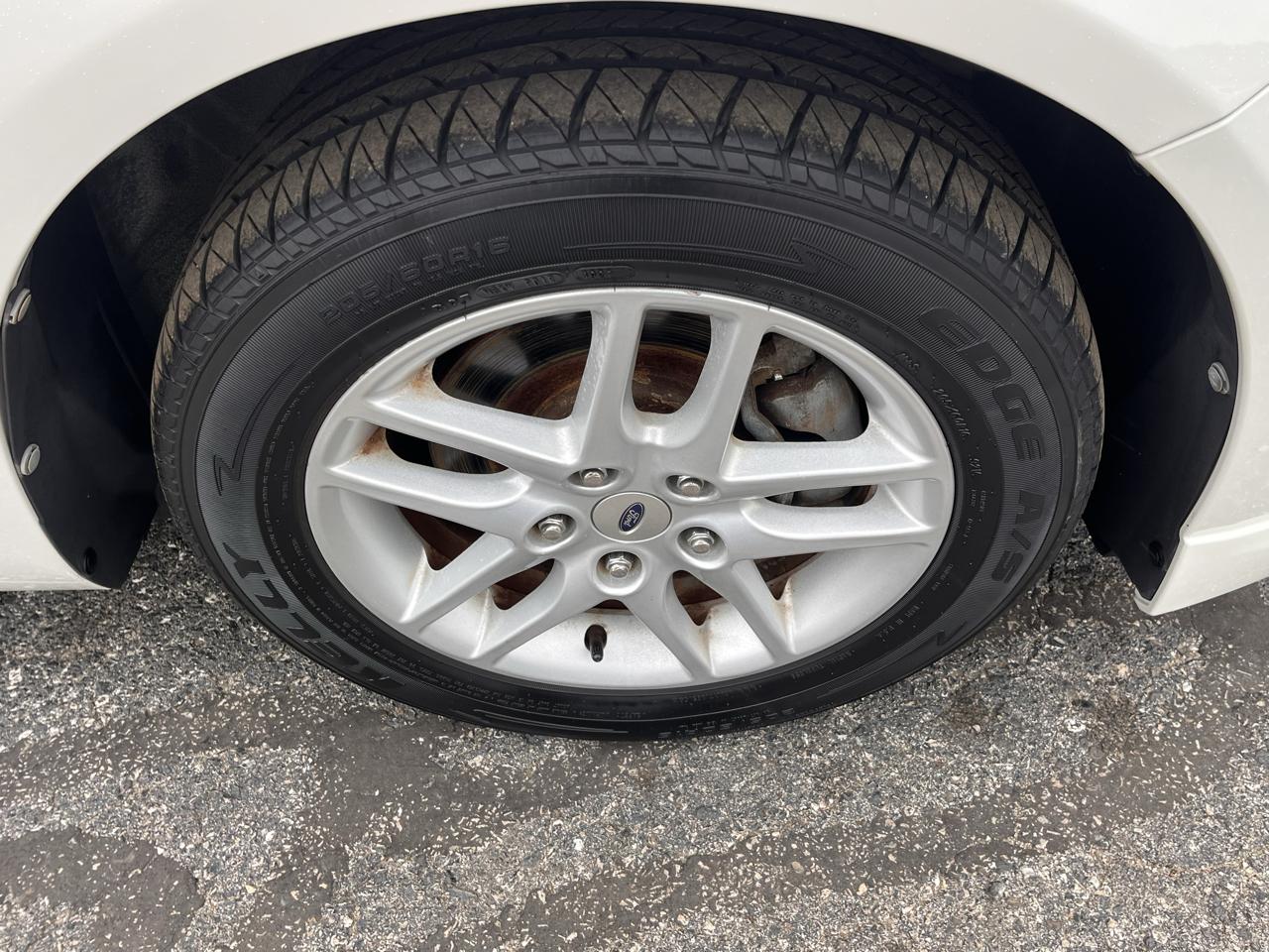 Ford Fusion 4dr Sdn S FWD 2010