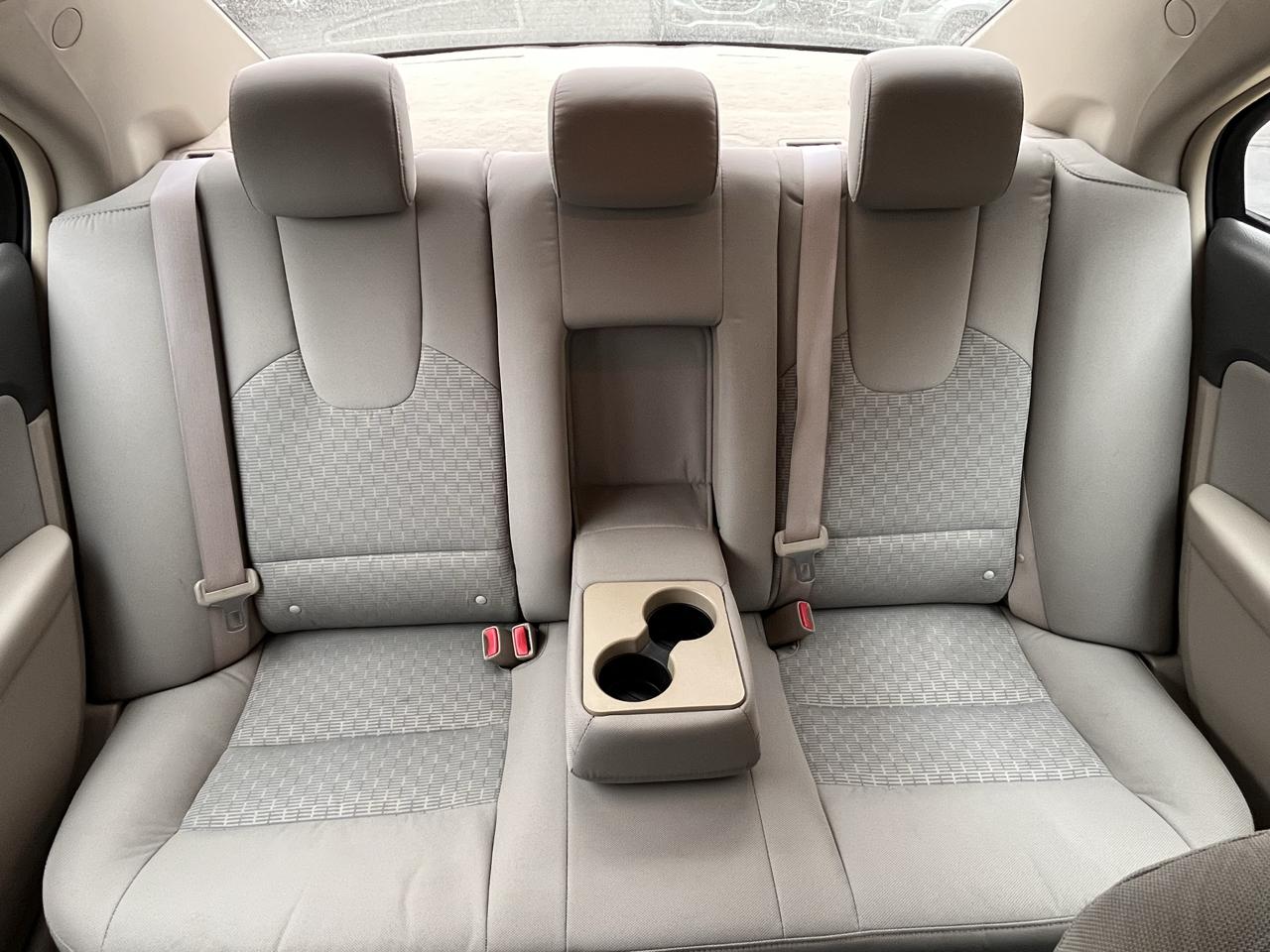 Ford Fusion 4dr Sdn S FWD 2010