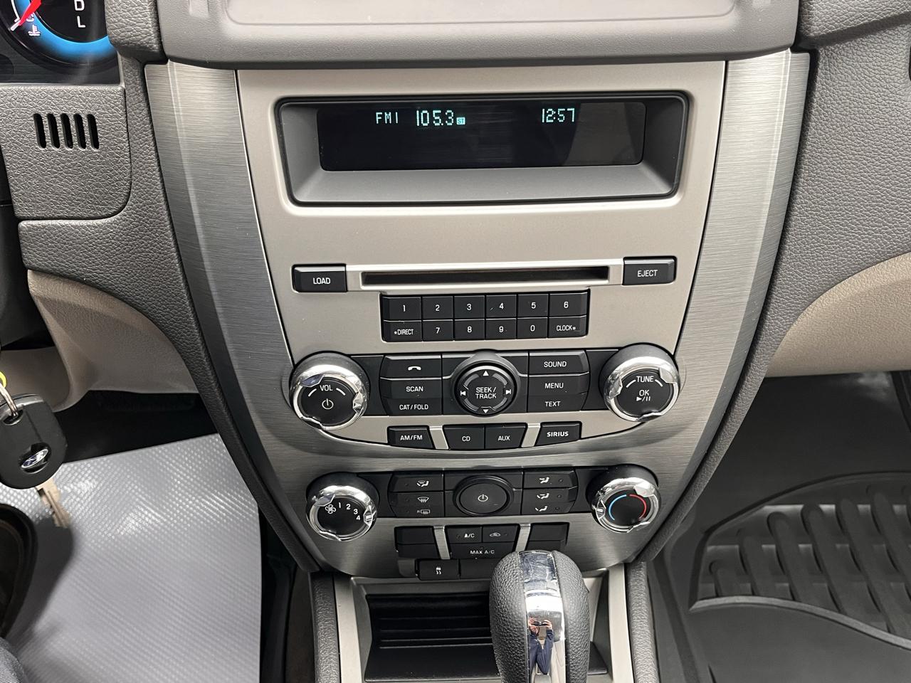 Ford Fusion 4dr Sdn S FWD 2010