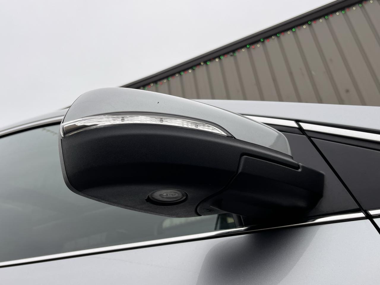 Ford Edge SEL 4D SUV AWD 2020