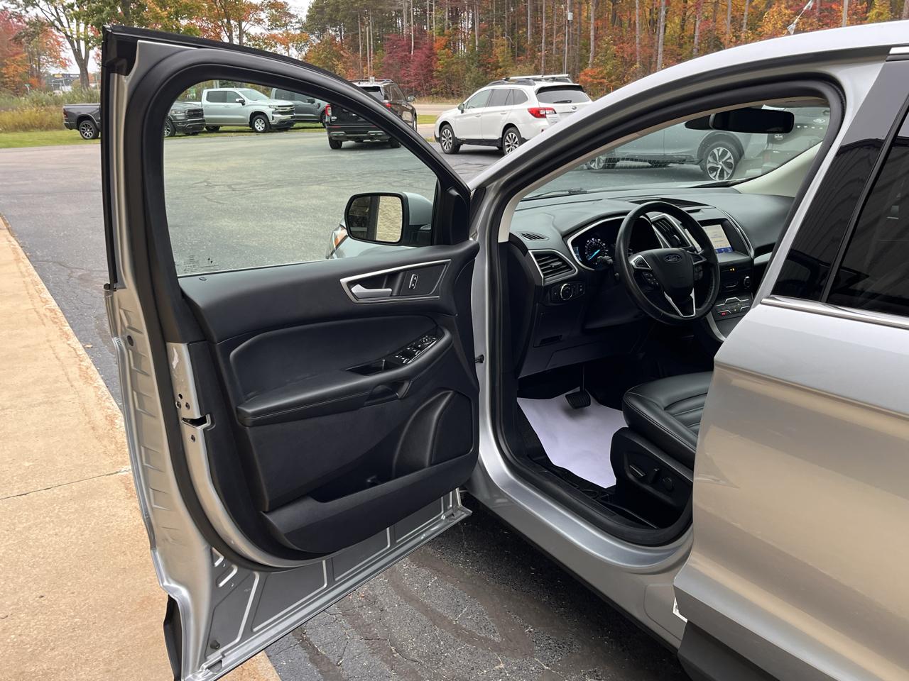 Ford Edge SEL 4D SUV AWD 2020