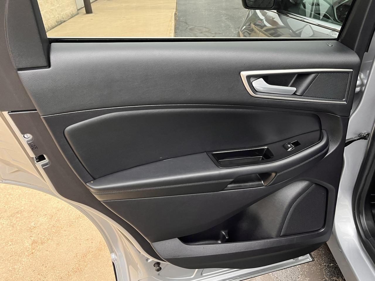 Ford Edge SEL 4D SUV AWD 2020