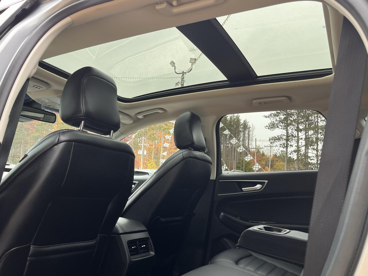 Ford Edge SEL 4D SUV AWD 2020