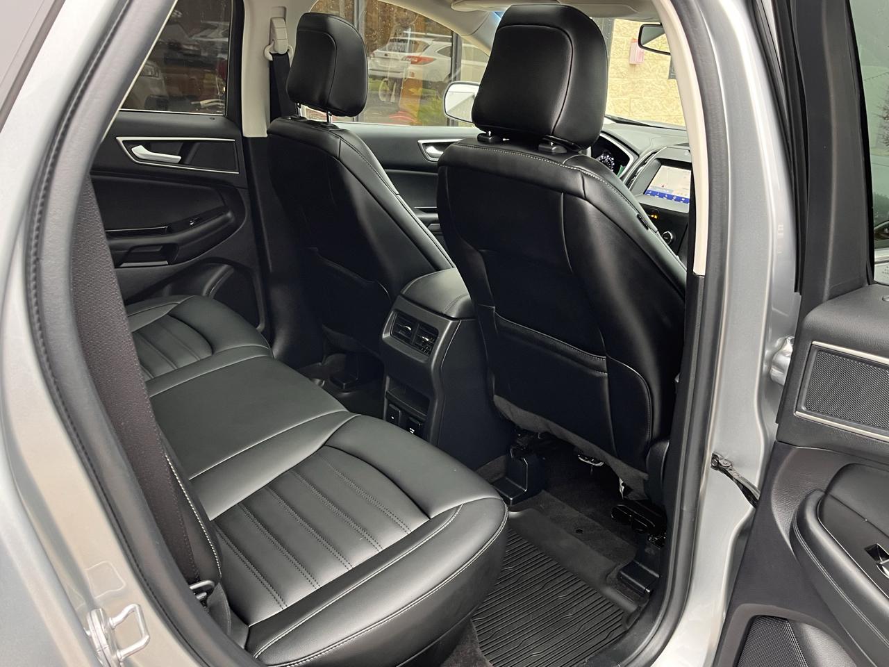 Ford Edge SEL 4D SUV AWD 2020