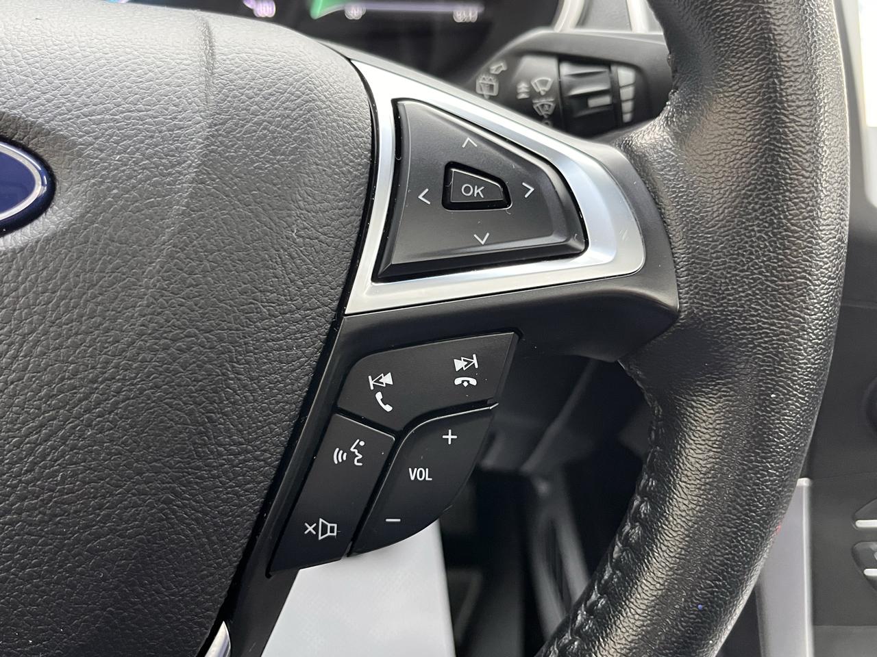 Ford Edge SEL 4D SUV AWD 2020