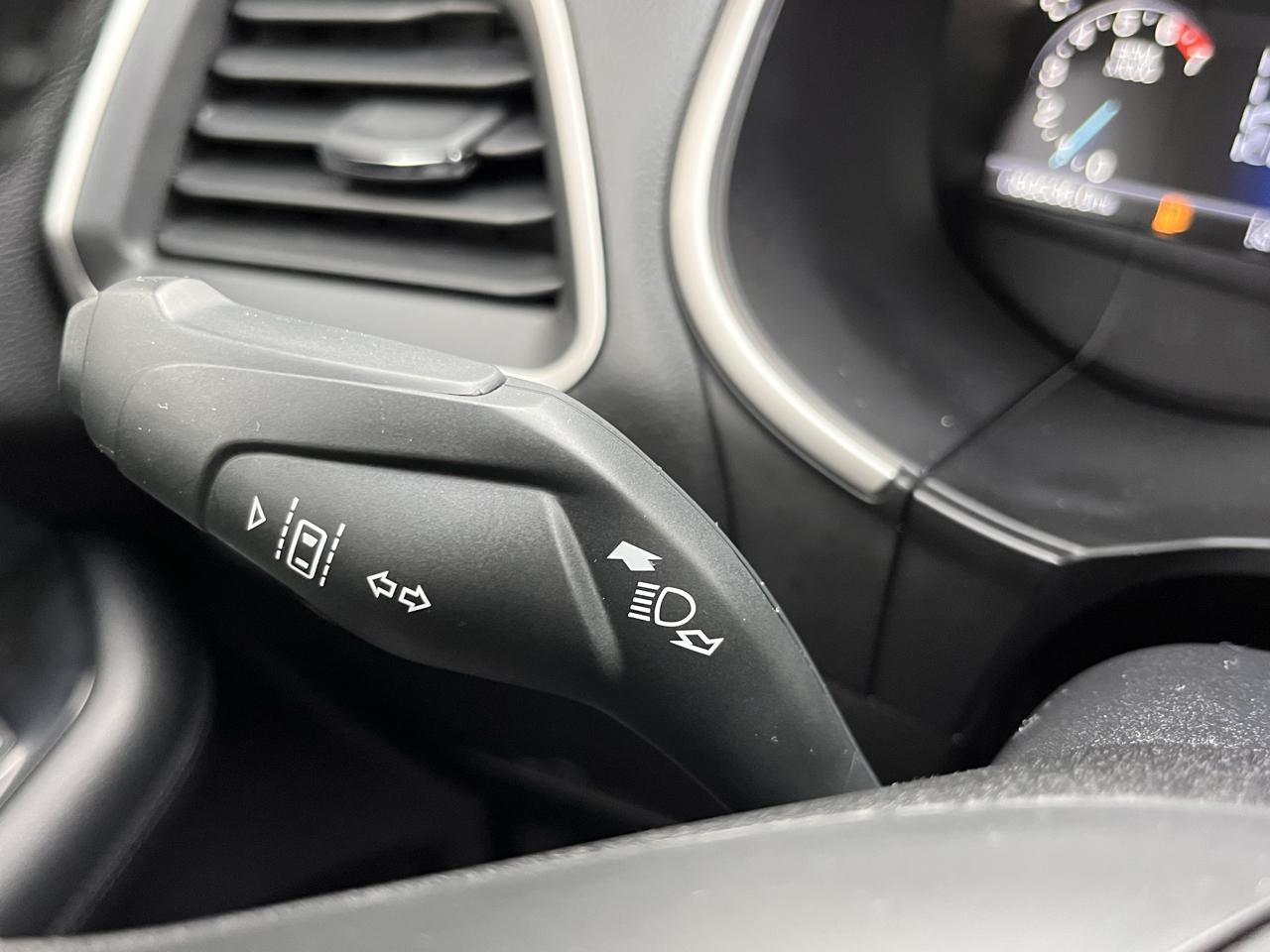 Ford Edge SEL 4D SUV AWD 2020