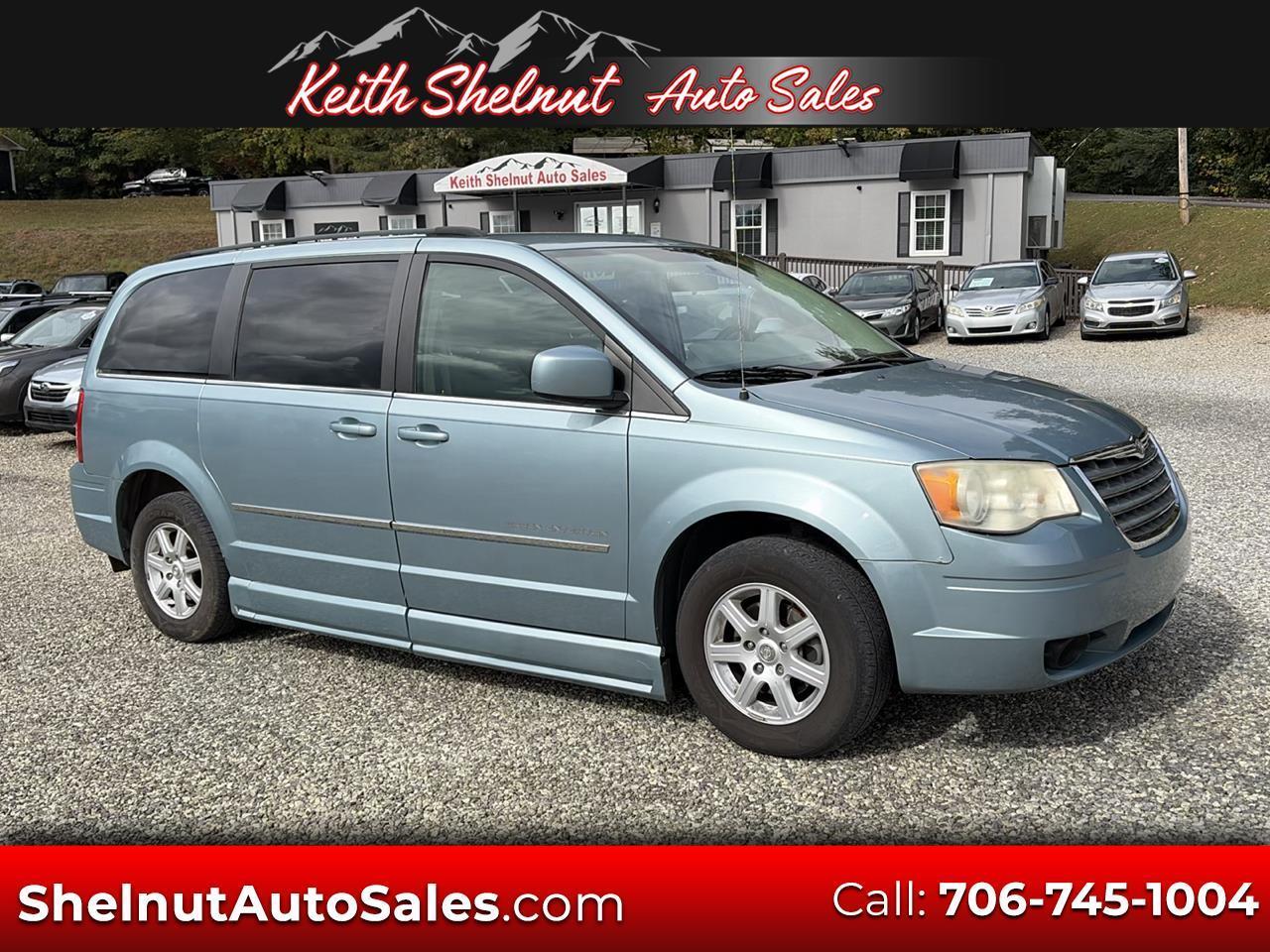 Chrysler Town & Country 4dr Wgn Touring 2010