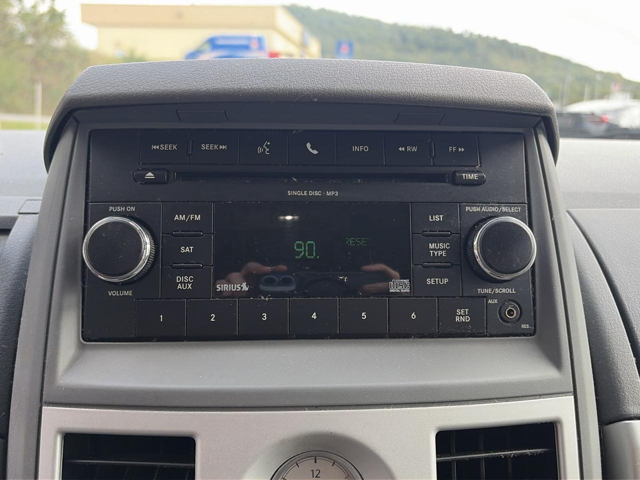 Chrysler Town & Country 4dr Wgn Touring 2010