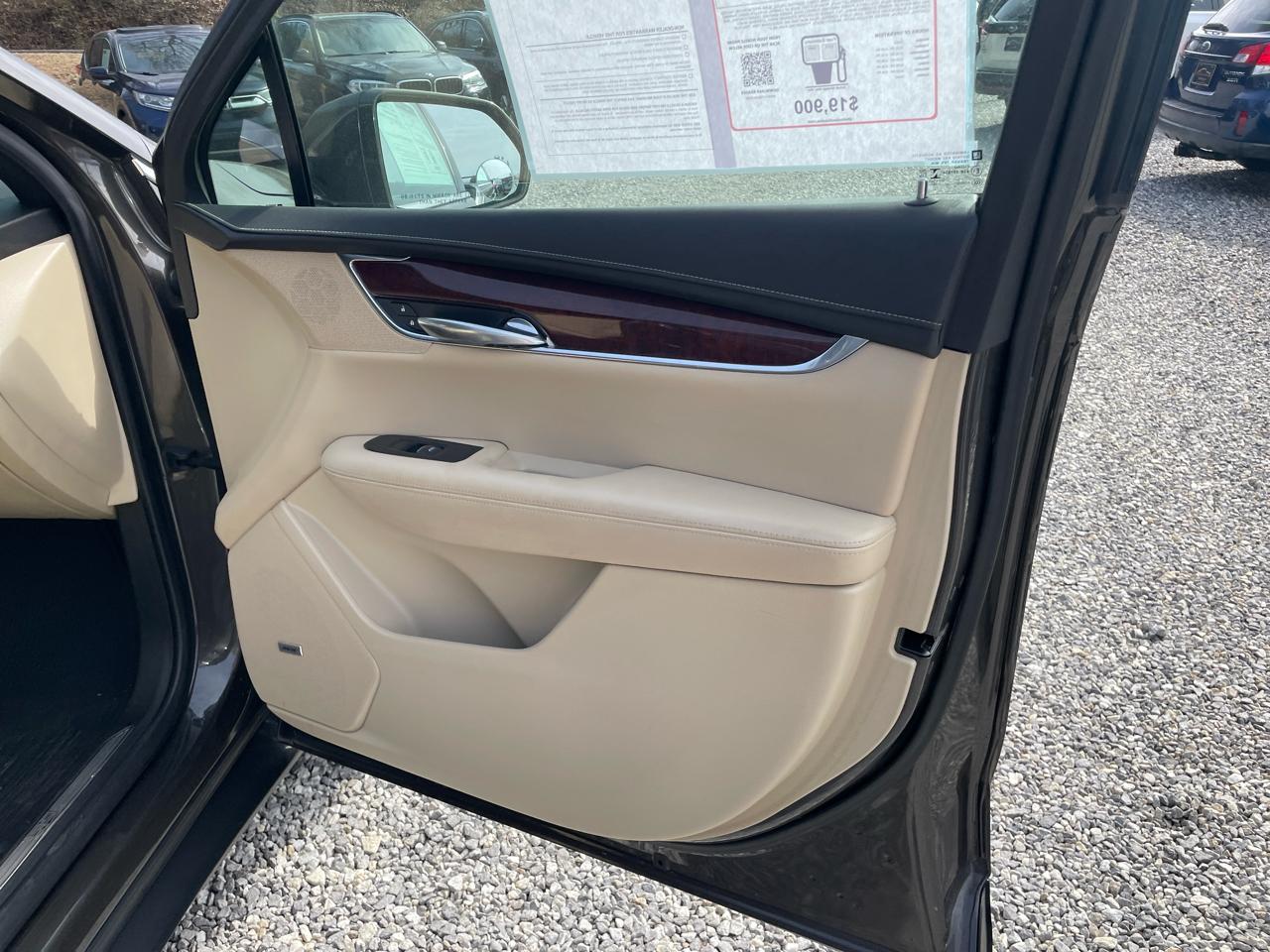 Cadillac XT5 FWD 4dr Luxury 2019