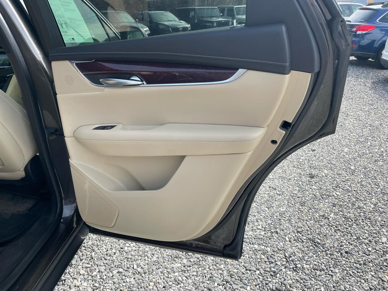 Cadillac XT5 FWD 4dr Luxury 2019